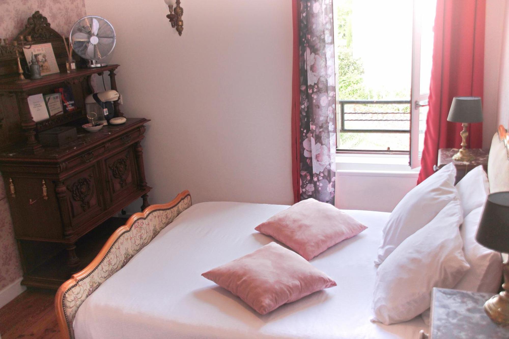 Gîte Le Féodal 3 Etoiles Tiffauges Extérieur photo